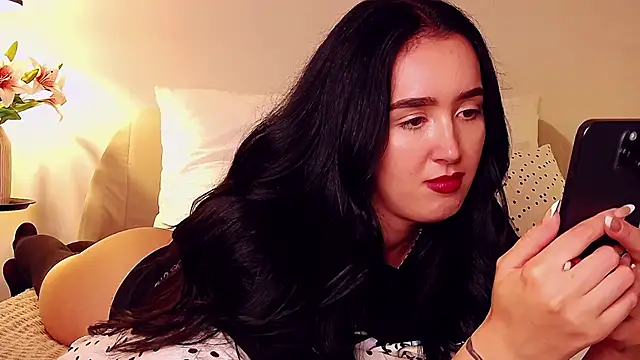 KimKhallifa live