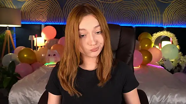 LizzaMoonn live