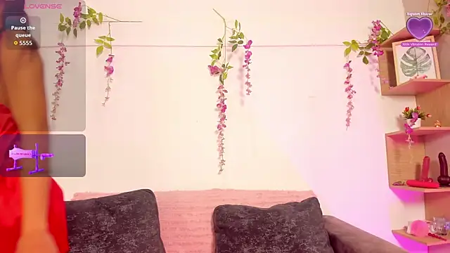 chloe_peach_ live