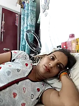 Sexy-Kajal2 live