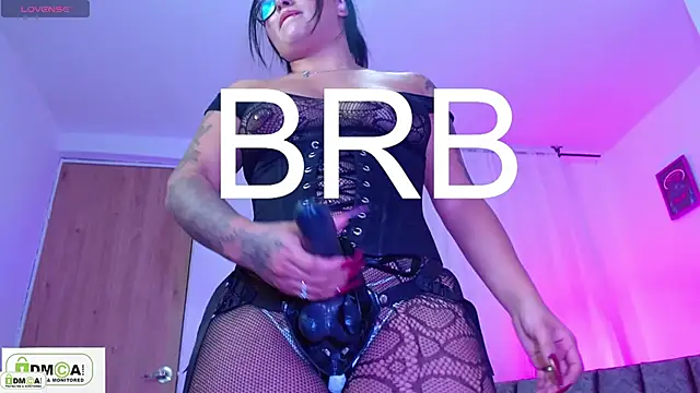 Miss_scarllet_ live