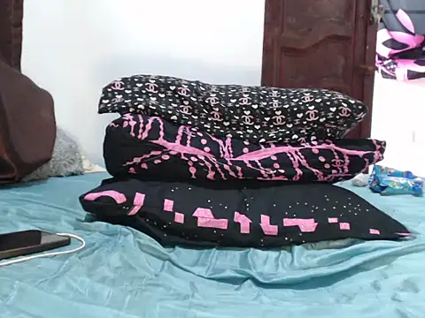 camillasoofine live