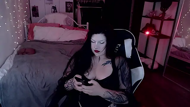 GothicKiraVex live