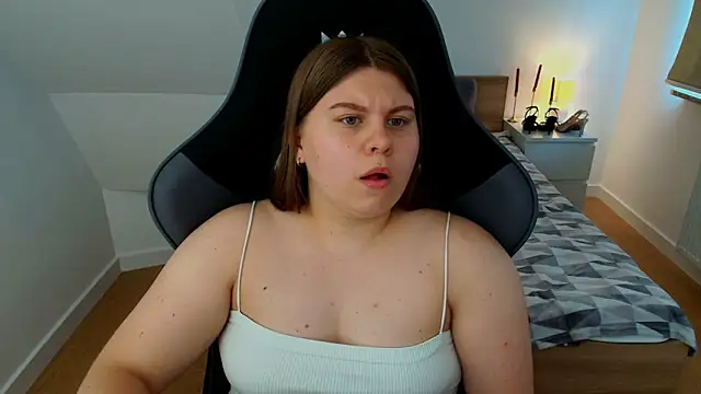 AbbyLuxee live