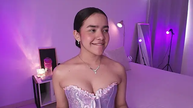 flufflyass live