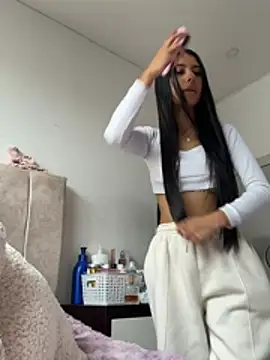 Victoria_alson live