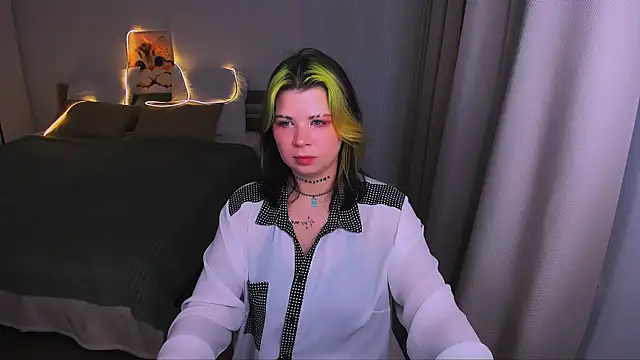 AliceSpencery live