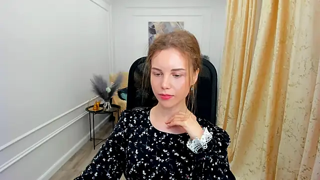 MileyWings live