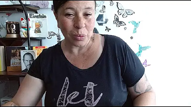 LauraMallioni live