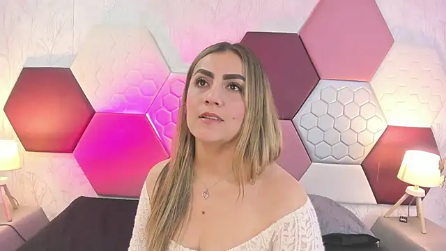 AriaRous live