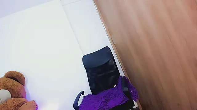 Charming_J live