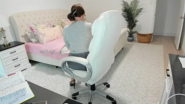 Vika73 live