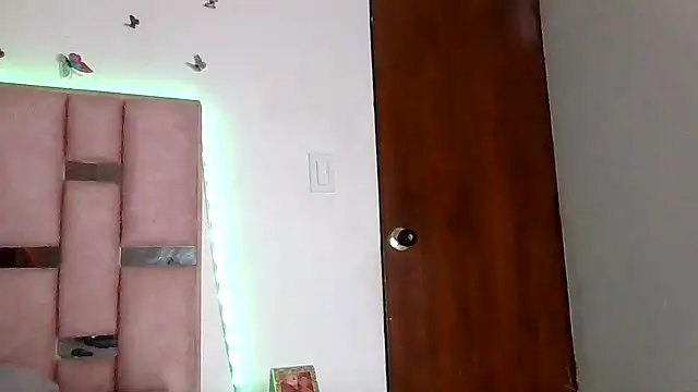 abby_moss_2 live