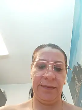 SugarDiamonds live