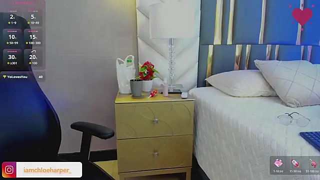ChloeHarper_ live