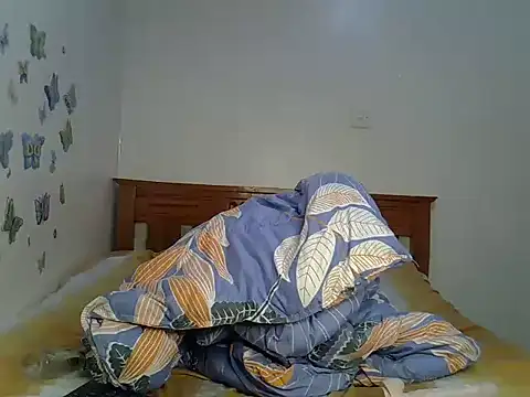 Pretty_tess live