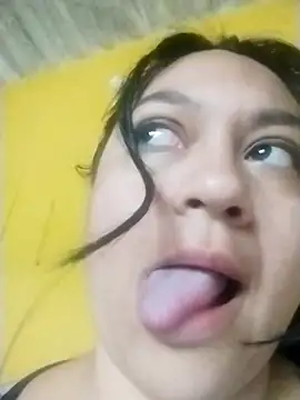 LatinSquirtBaby live