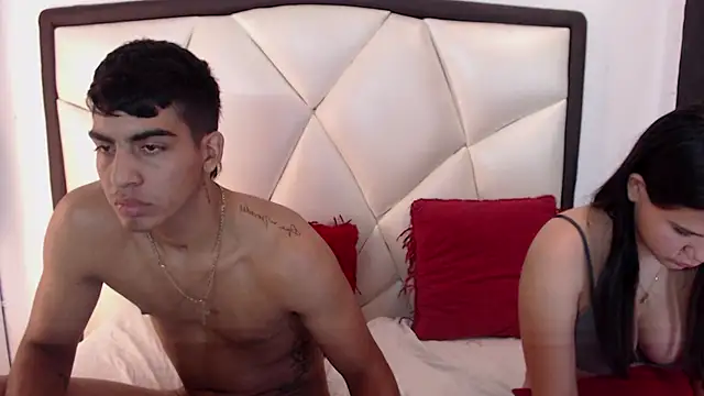 Milo_and_Mily live