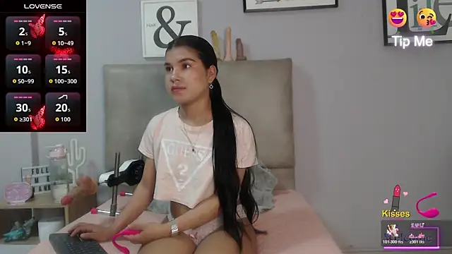 SophiaMeyerst live