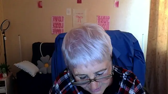 Sandra_Snowflake live