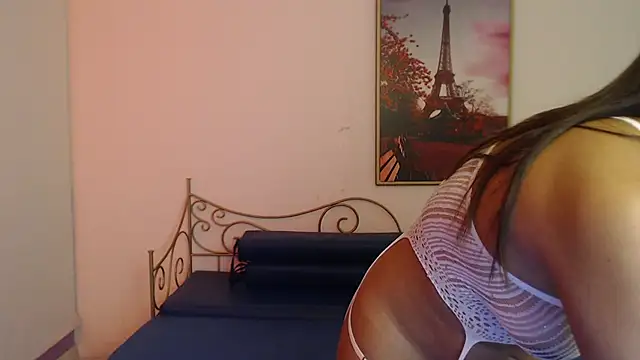 Lady_isabella_ live