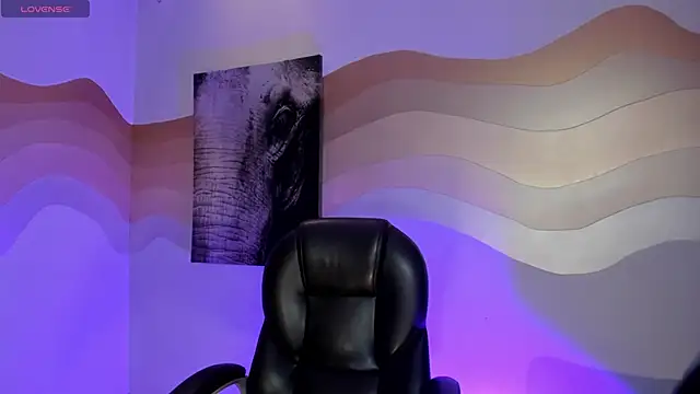 HannahJamesX live