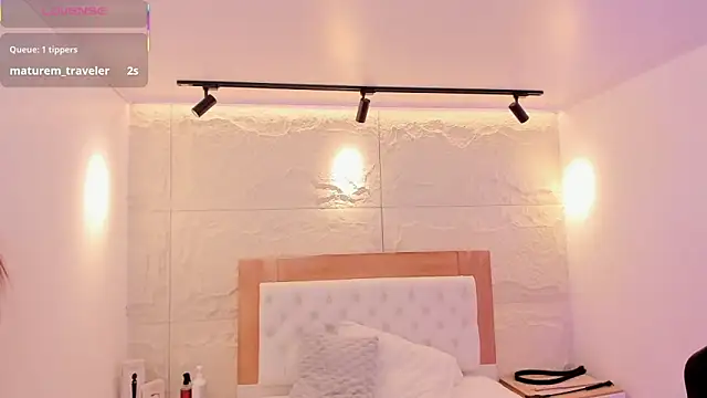 ROXI_MOON1 live