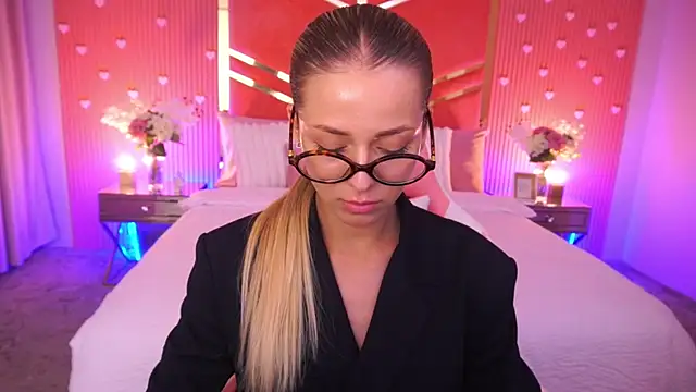 DoveLovee live