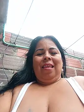 Mother-Big-tits live