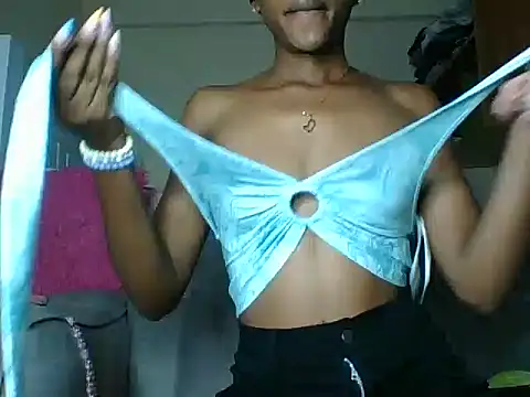 Velvet_peach live