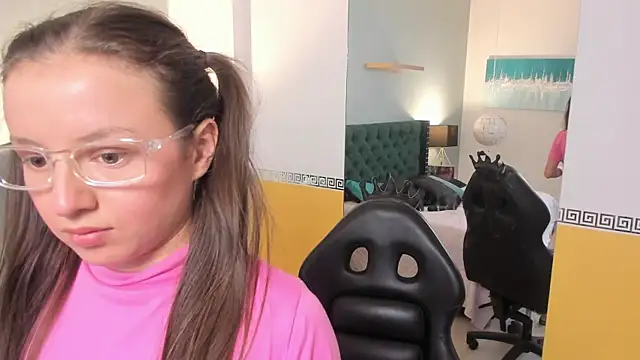 VioletaNova live