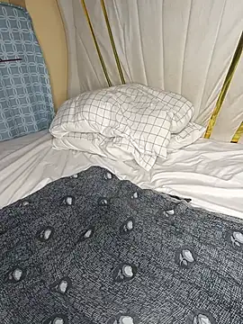 SquirtQueen16 live
