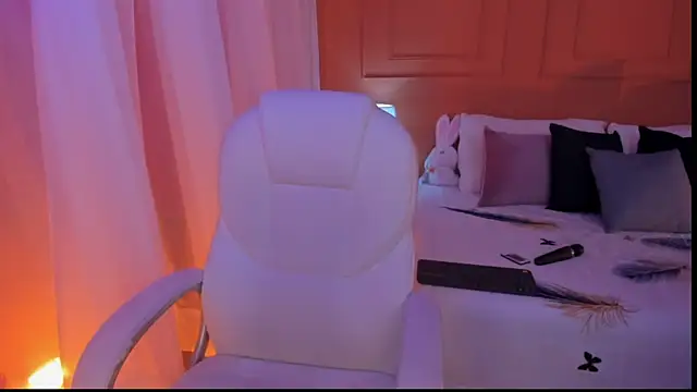 Abriil_cutee live