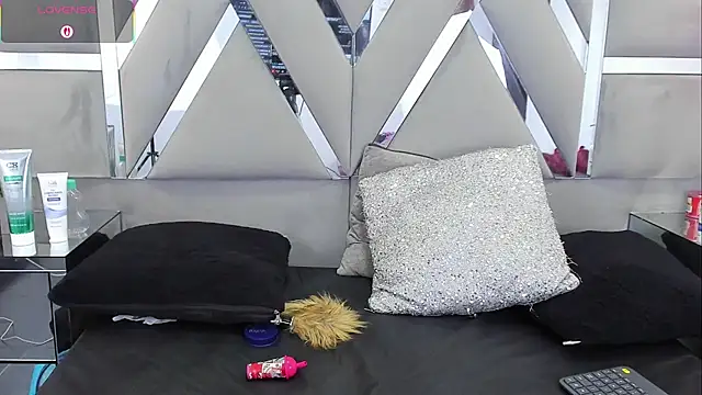 Sarah__Moonx live