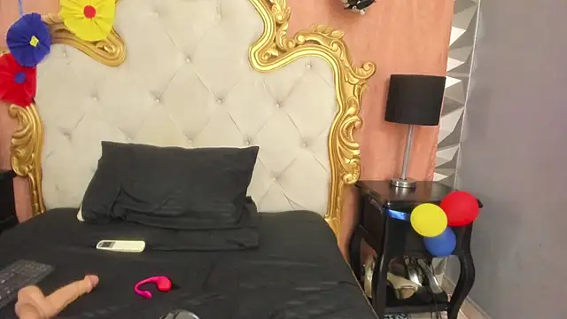 May_Lovers live
