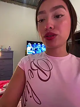 Miakittyyy live