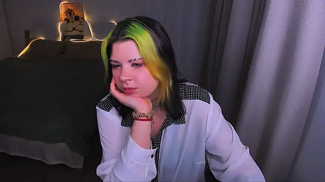 AliceSpencery live