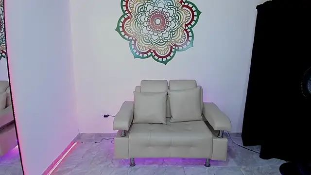 Candy_fox_19 live