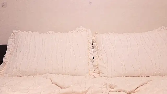 Fantasy_Moonlightt live