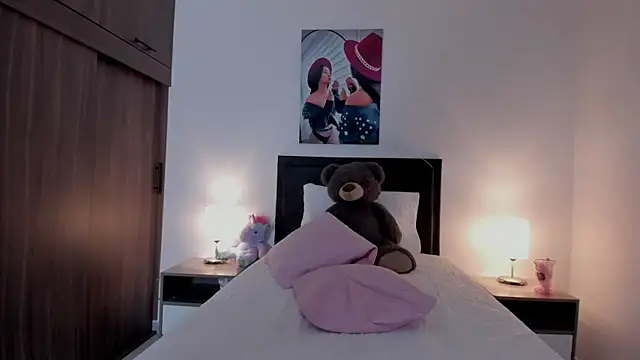 alana_greey_ live