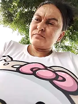 Horny-Mommy-Dirty live