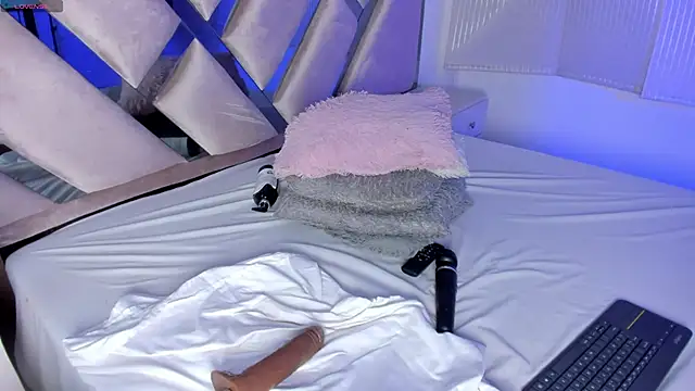 kathy_bakerr live