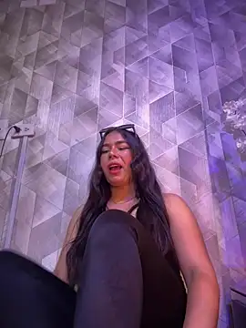 TessaCooper1 live