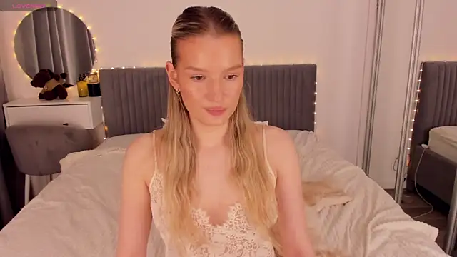 CassieRayss live