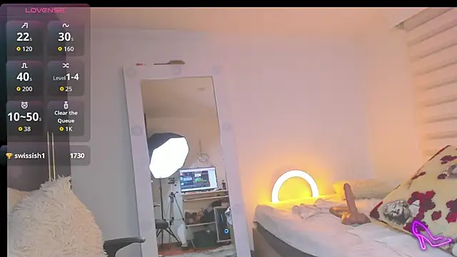 SharonVelvet live