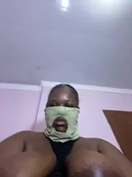 MaskedBootyLicious28 live
