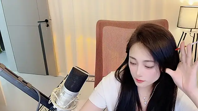 Daisy-77 live