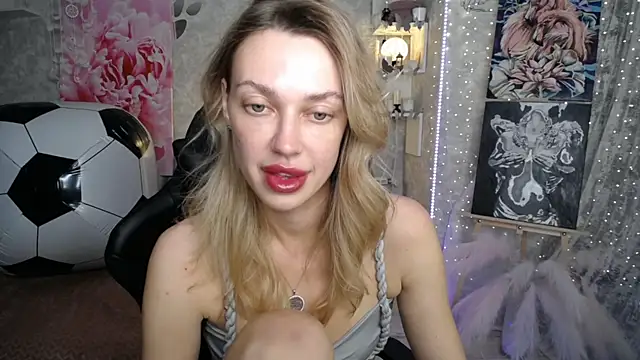 NickyAdamidi live