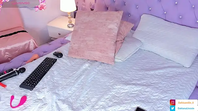SamaraLincolnn live