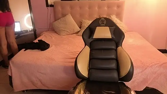 Sara_valderrama_ live